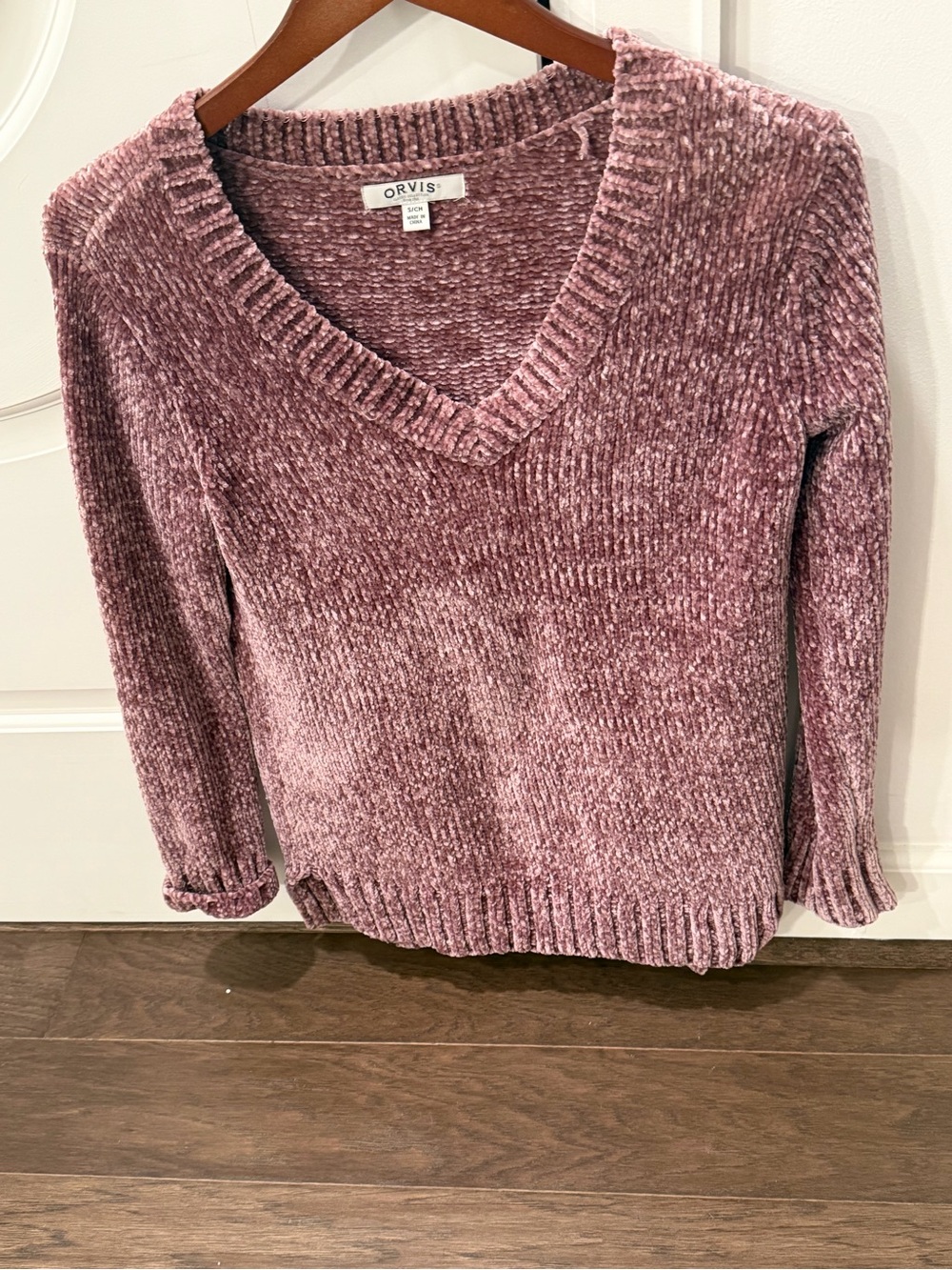 Orvis Chenille V-Neck Sweater in Dusty Rose